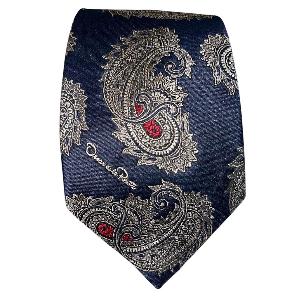Oscar de la Renta Mens Tie 100% Silk Blue Paisley Logo Necktie 58x3.25” USA